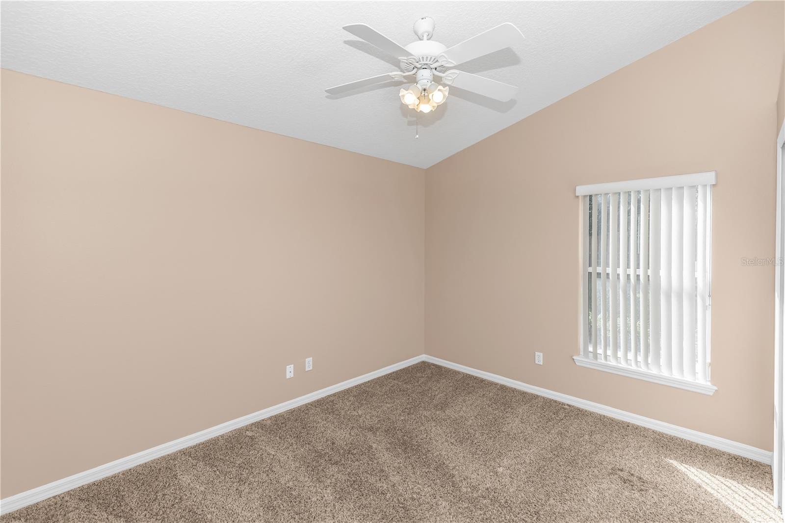 LOST PINES - Residential