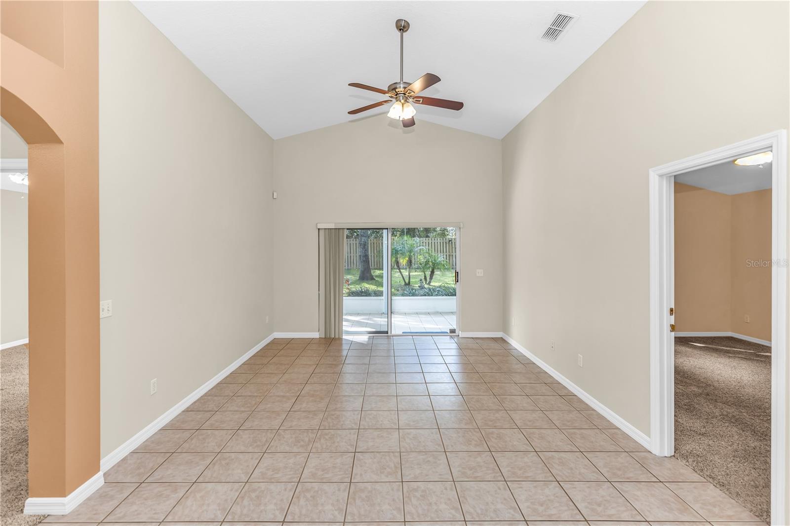 LOST PINES - Residential