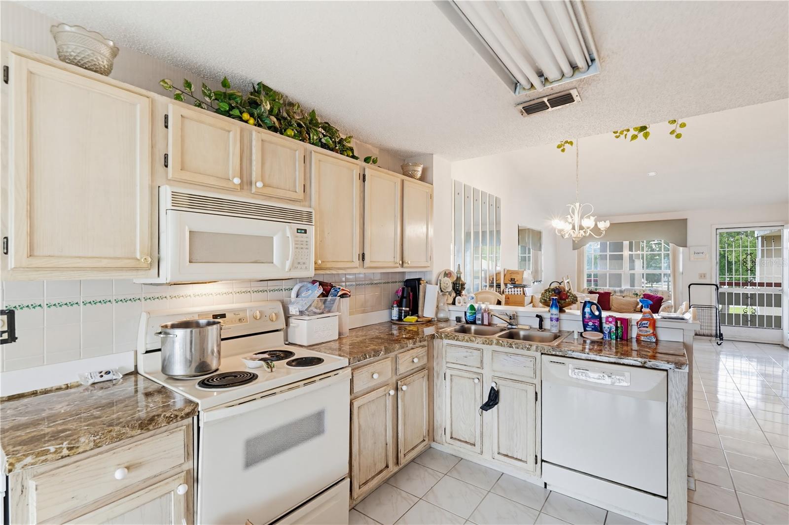 MILLPOND LAKES CONDO - Residential
