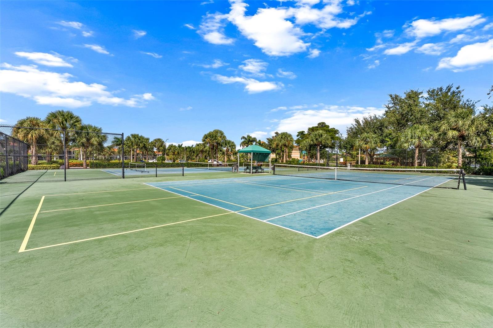 LAGUNA LAKES A B C D E G K & L - Residential