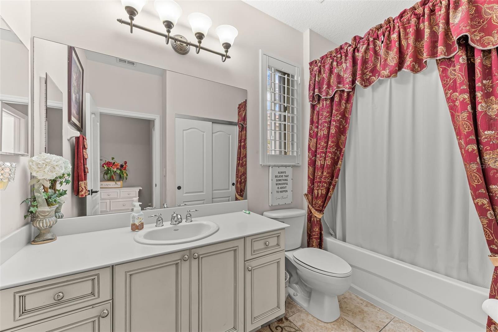 LAGUNA LAKES A B C D E G K & L - Residential