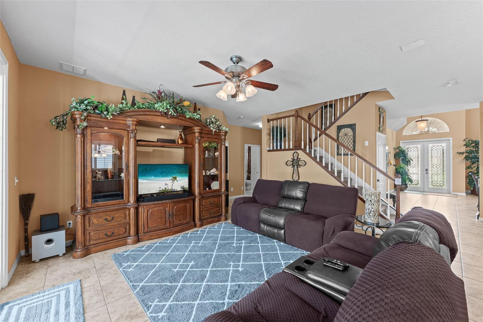 LAGUNA LAKES A B C D E G K & L - Residential