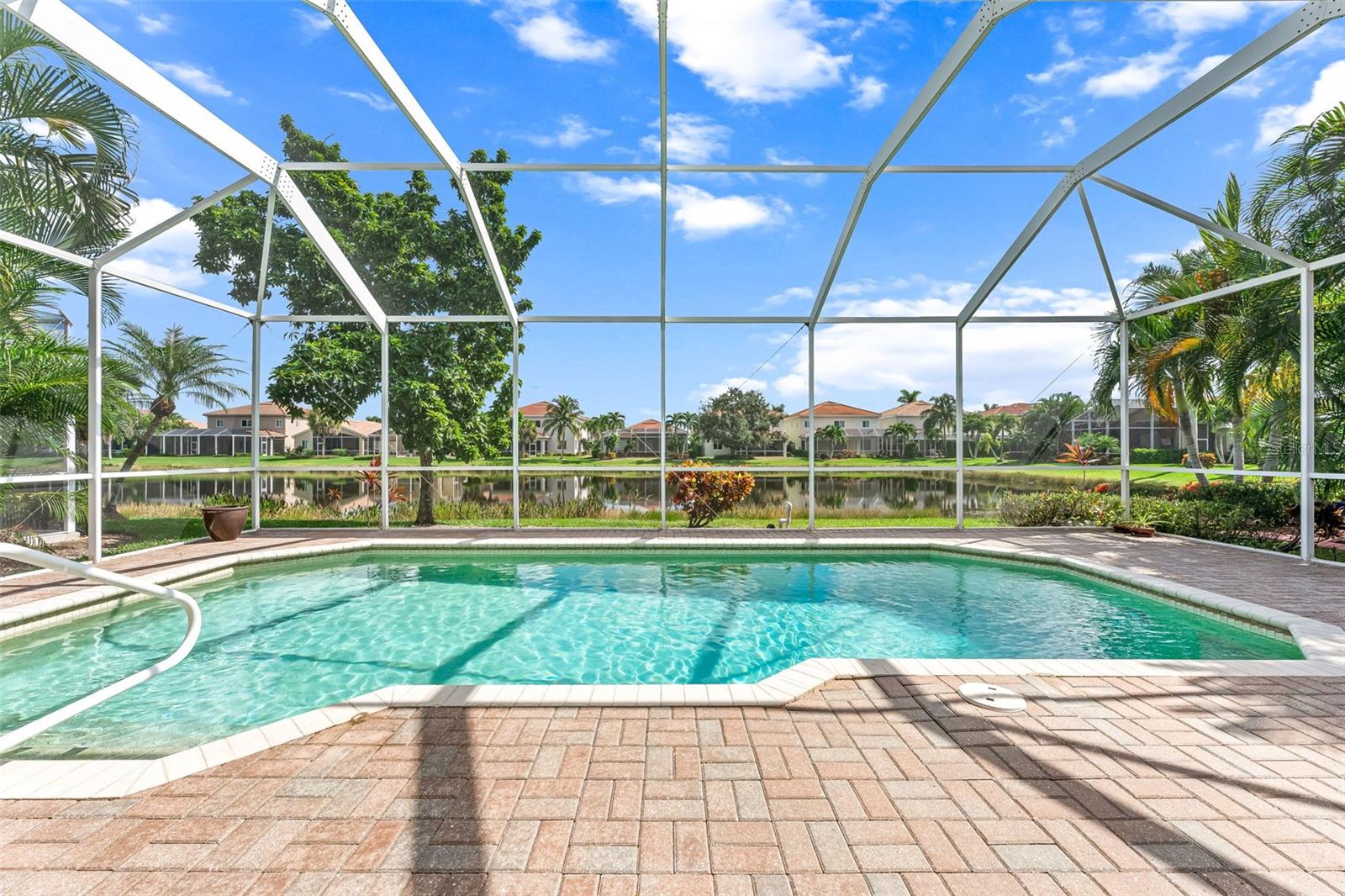 LAGUNA LAKES A B C D E G K & L - Residential