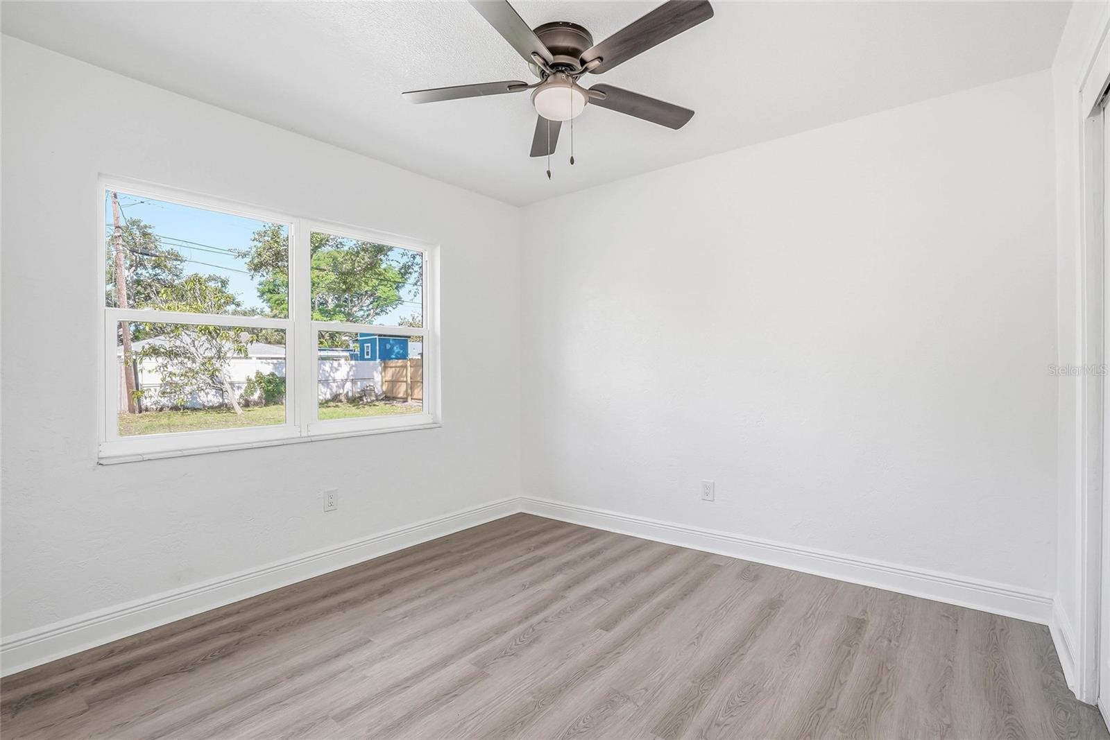 EDGEWATER ESTATES - Residential