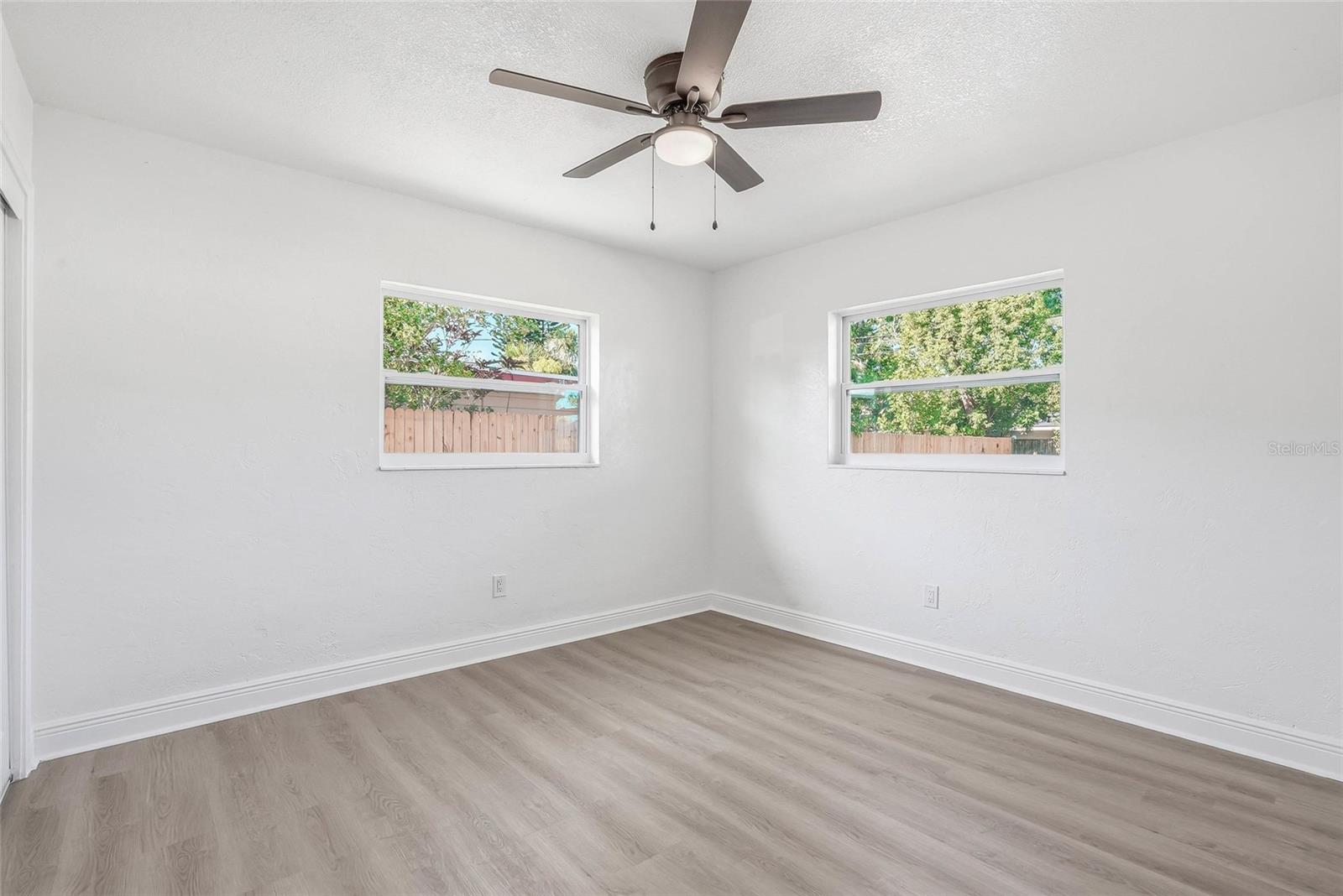 EDGEWATER ESTATES - Residential