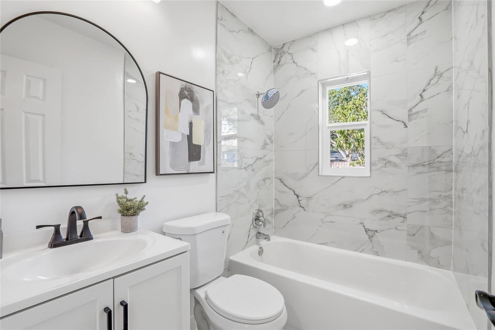 EDGEWATER ESTATES - Residential