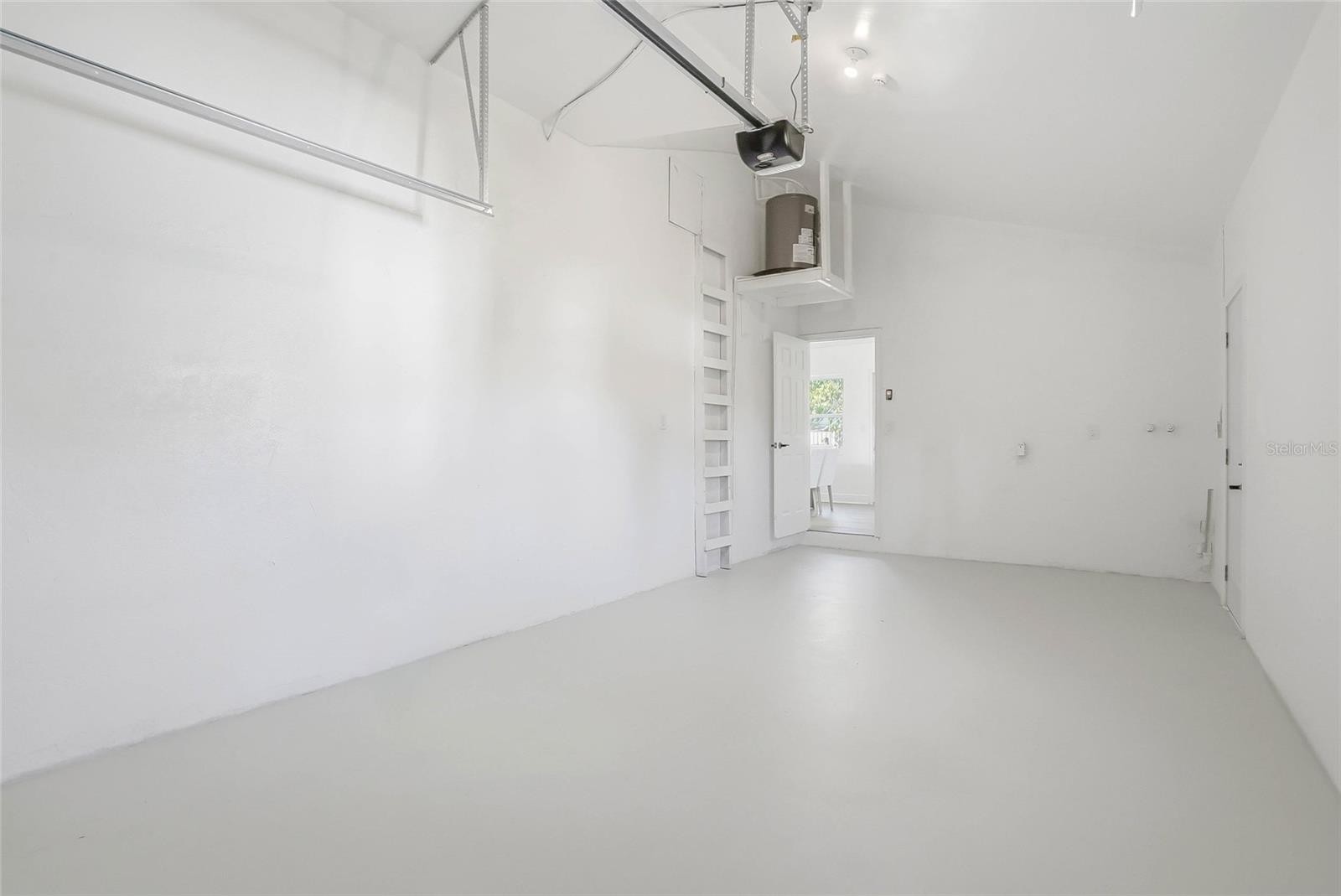 EDGEWATER ESTATES - Residential