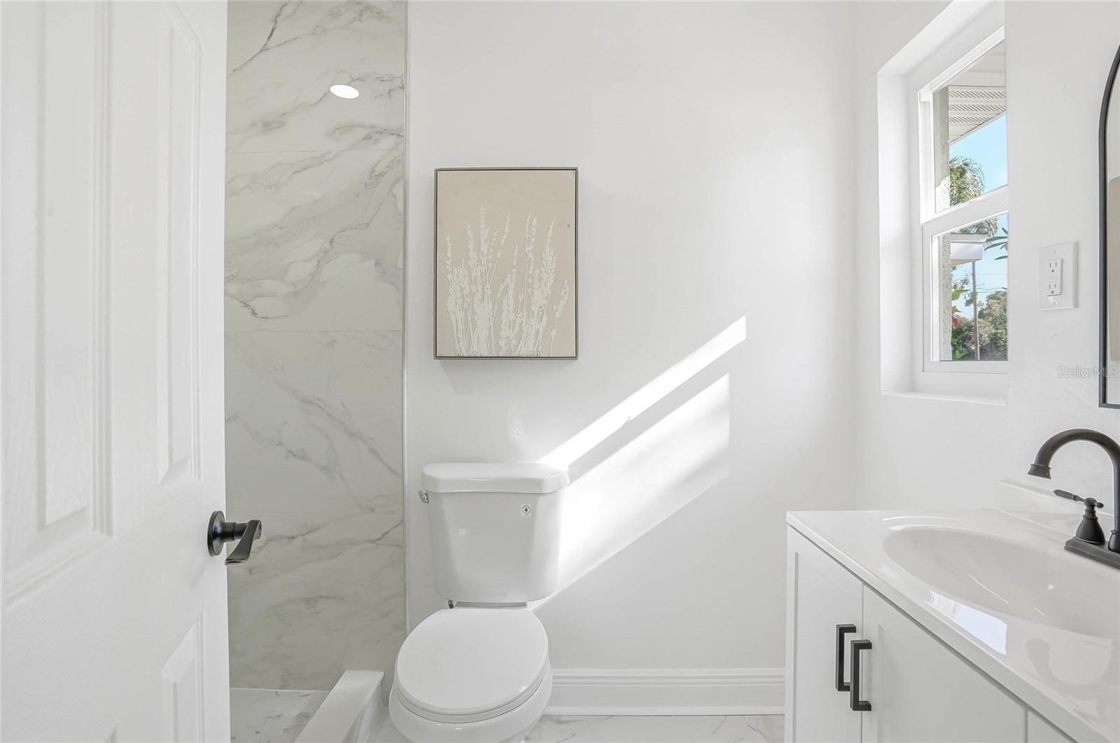 EDGEWATER ESTATES - Residential
