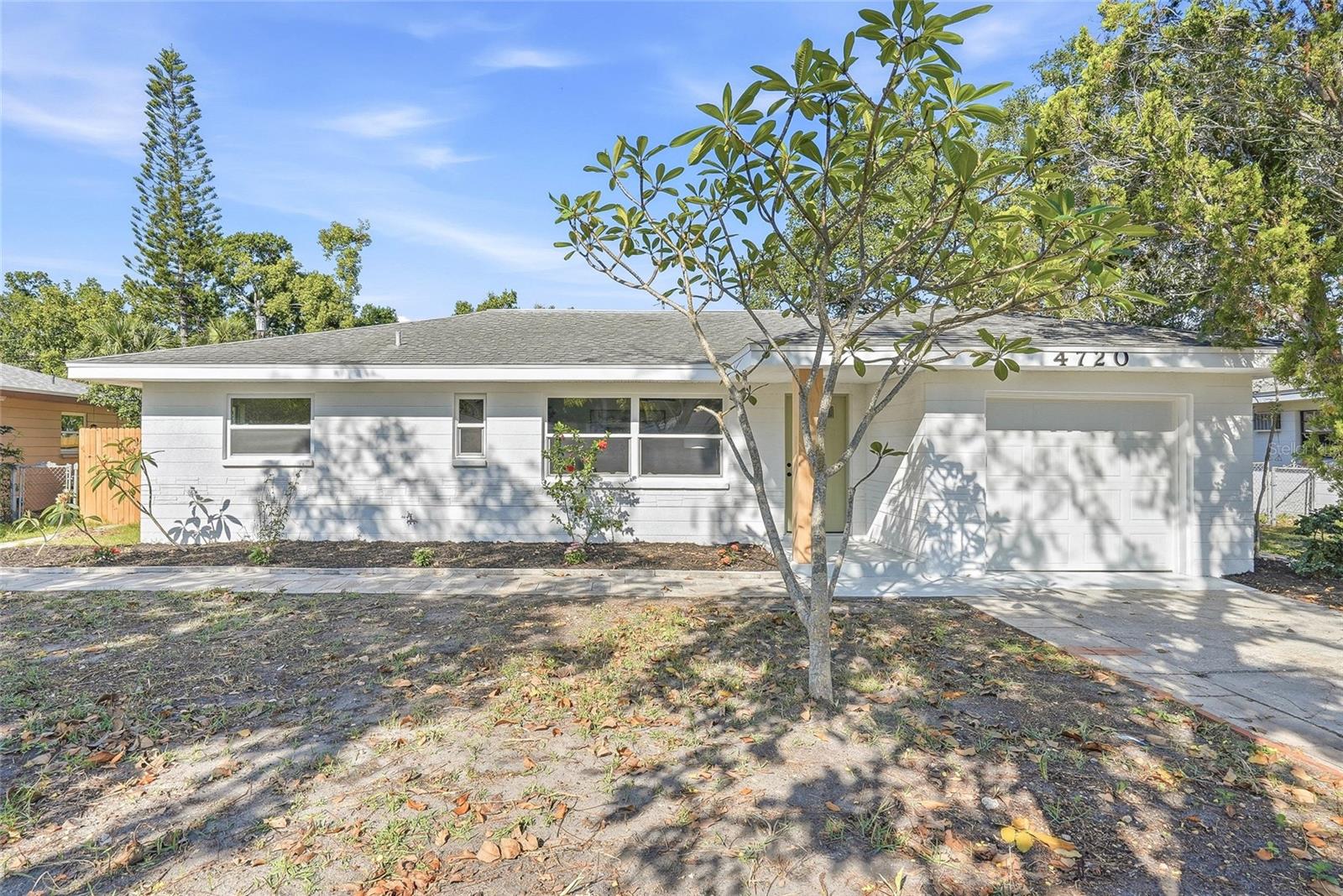 EDGEWATER ESTATES - Residential