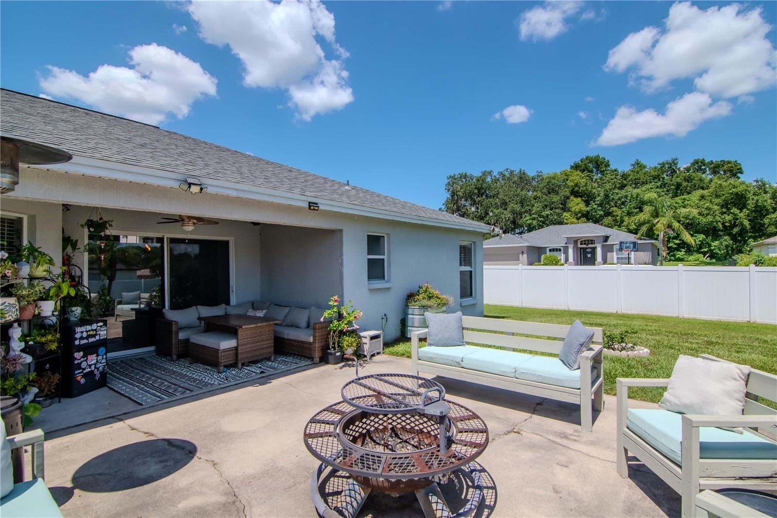 2869 HICKORY RIDGE DRIVE
