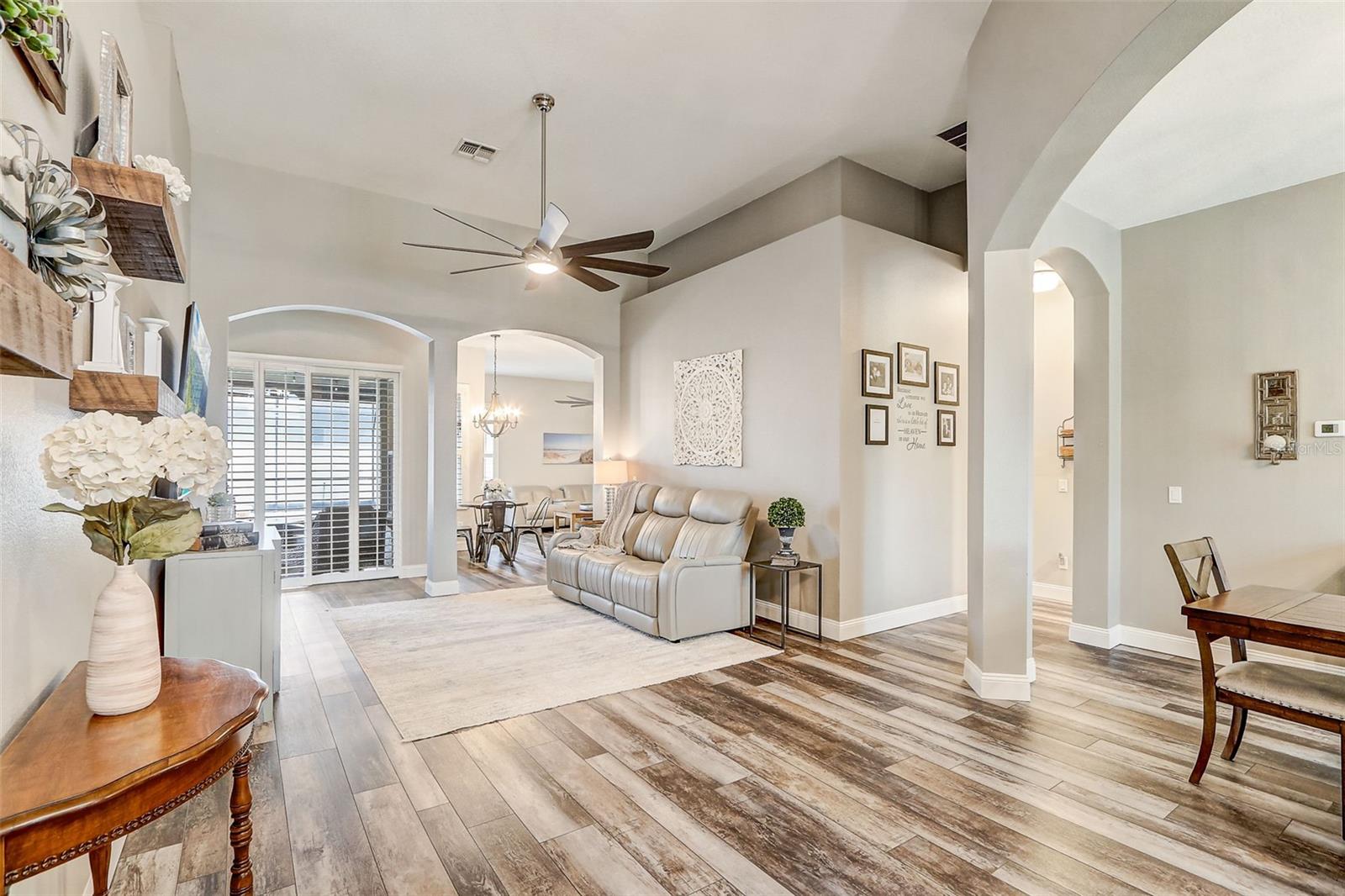 CYPRESS HEAD AT THE ENCLAVE - Residential