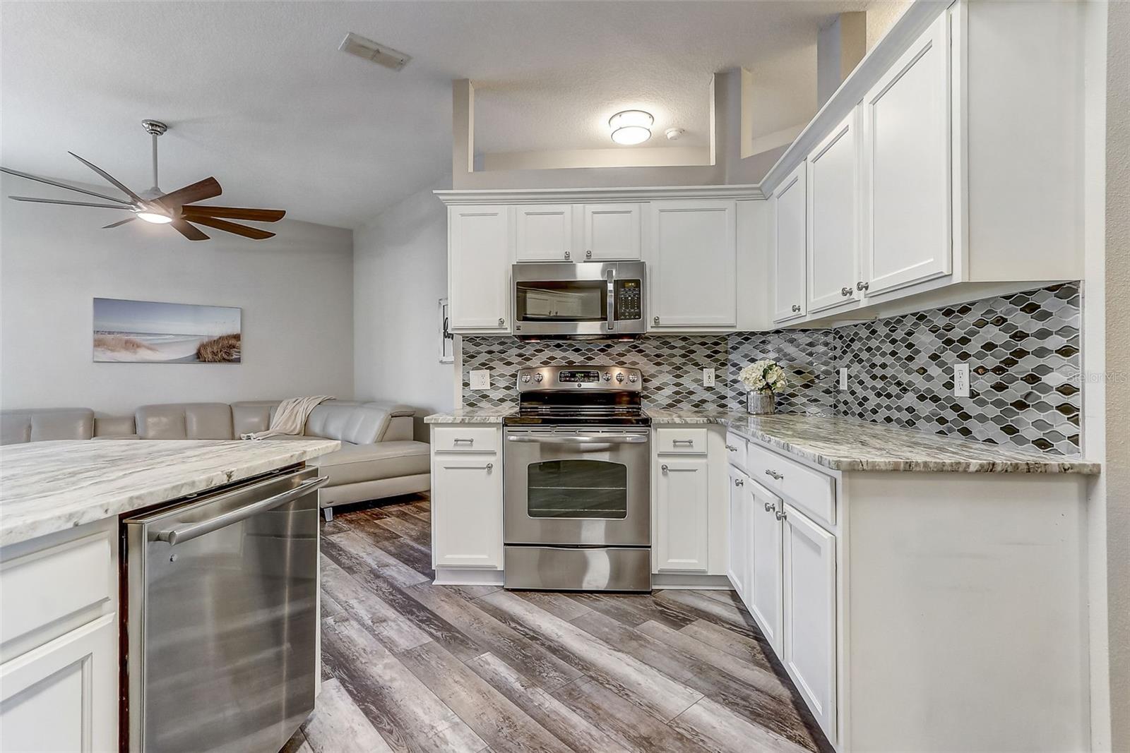 CYPRESS HEAD AT THE ENCLAVE - Residential