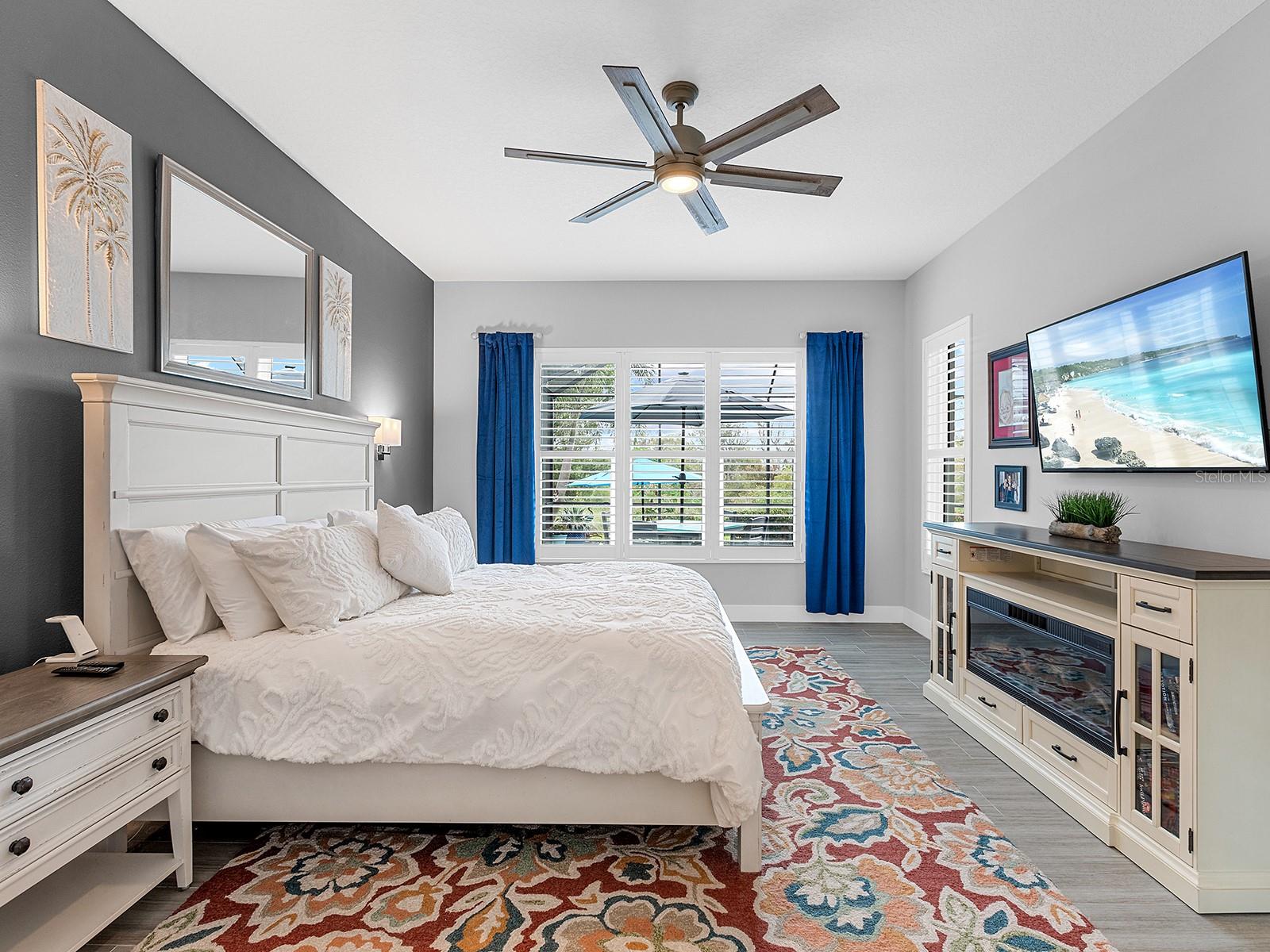 LAKEHOUSE COVE AT WATERSIDE IN LAKEWOOD RANCH - Residential