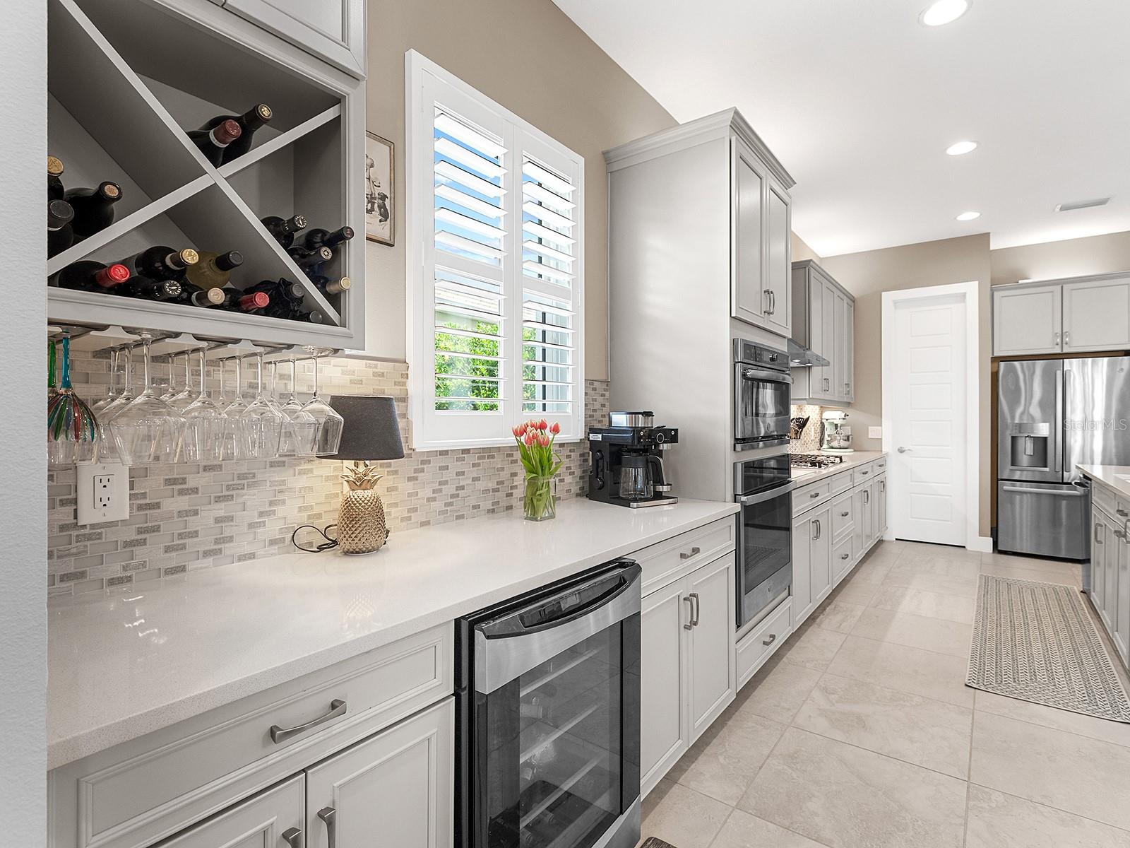 LAKEHOUSE COVE AT WATERSIDE IN LAKEWOOD RANCH - Residential