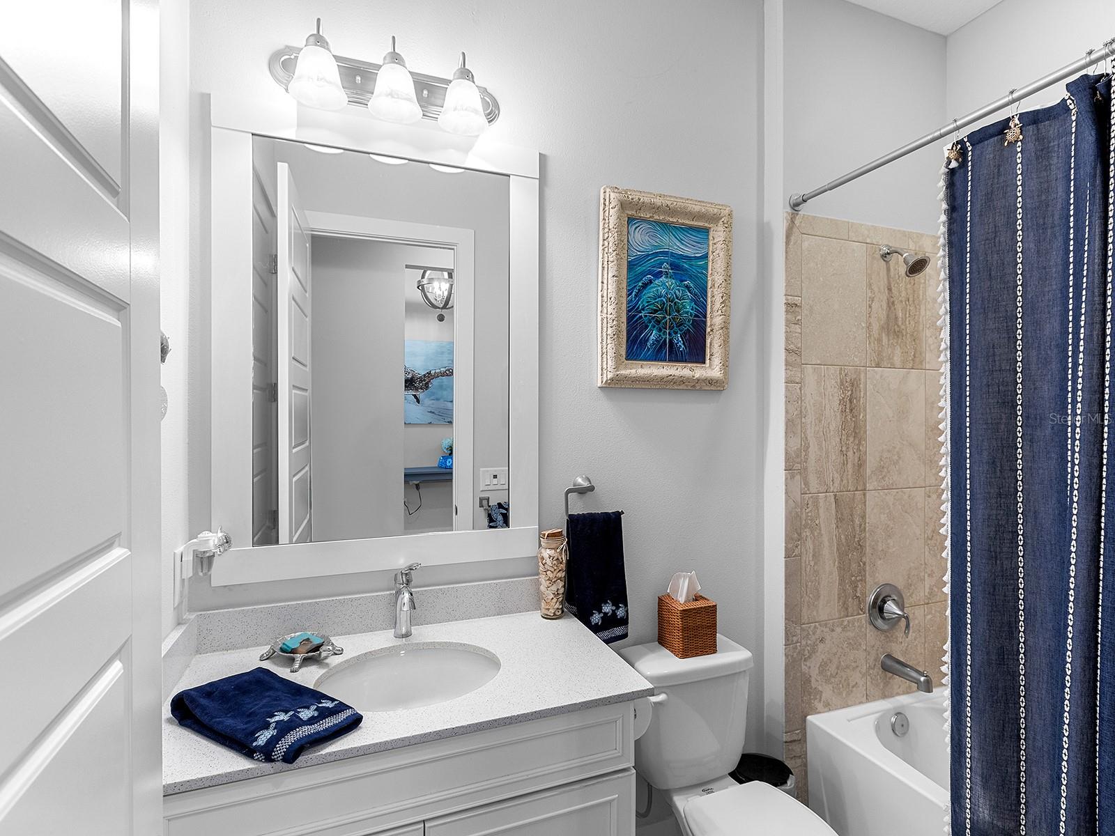 LAKEHOUSE COVE AT WATERSIDE IN LAKEWOOD RANCH - Residential