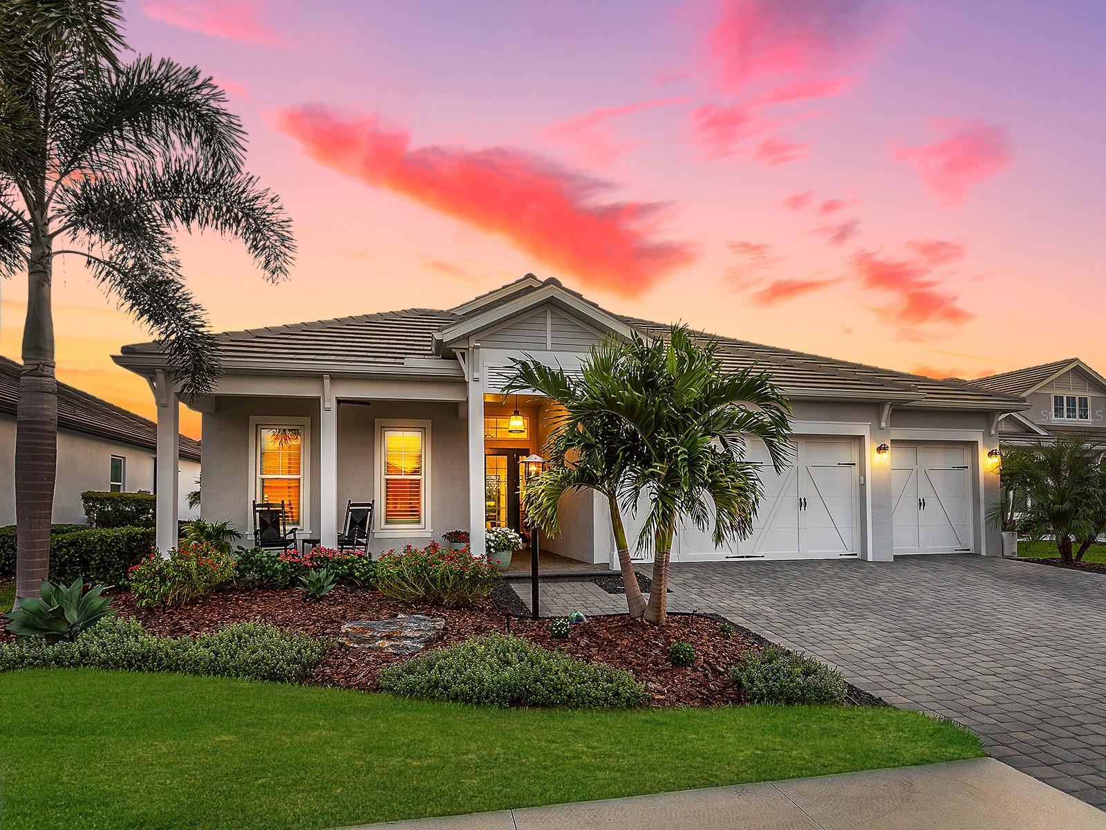 LAKEHOUSE COVE AT WATERSIDE IN LAKEWOOD RANCH - Residential
