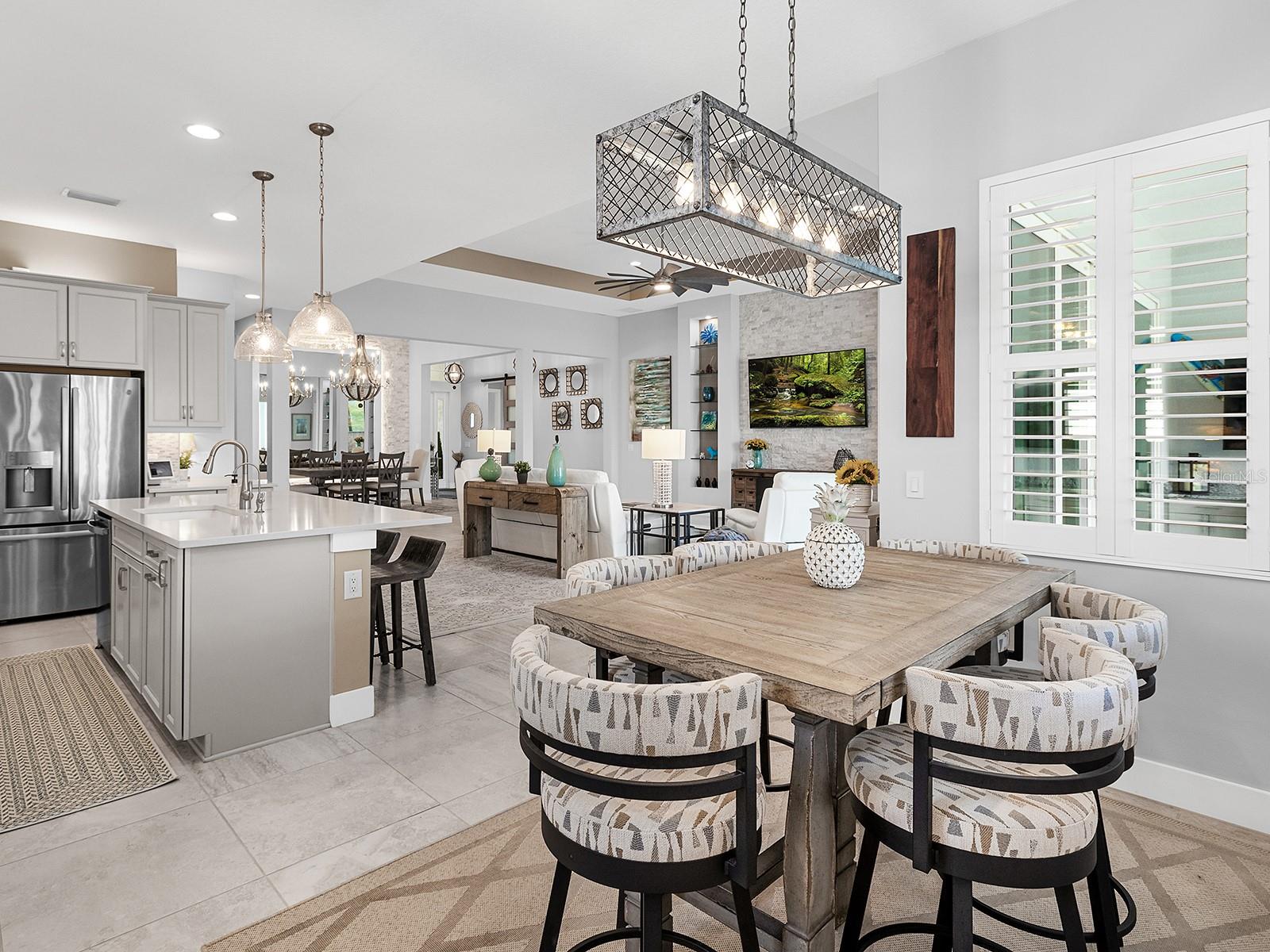 LAKEHOUSE COVE AT WATERSIDE IN LAKEWOOD RANCH - Residential