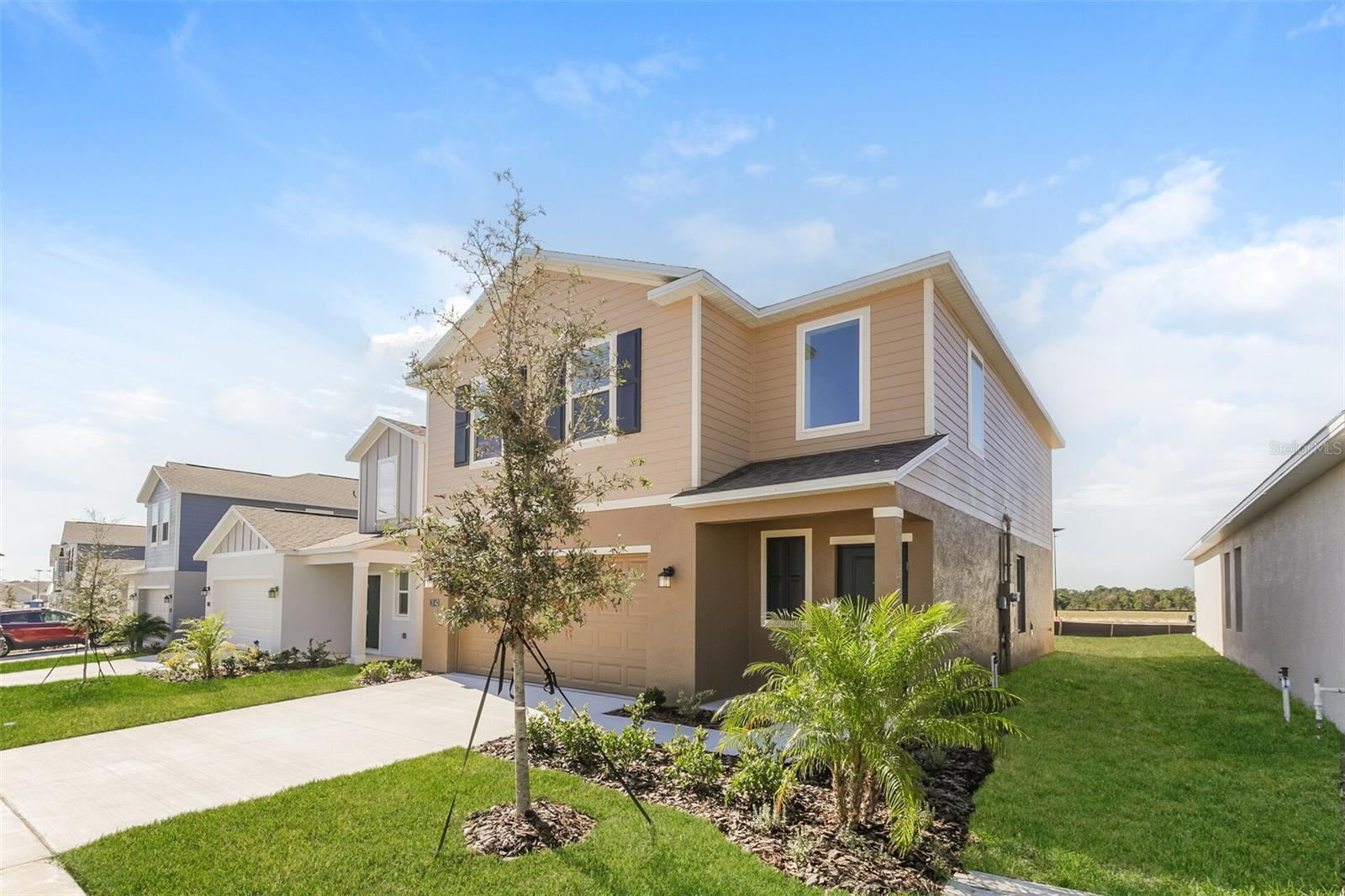 RANCHES/LK MCLEOD I - Residential Lease