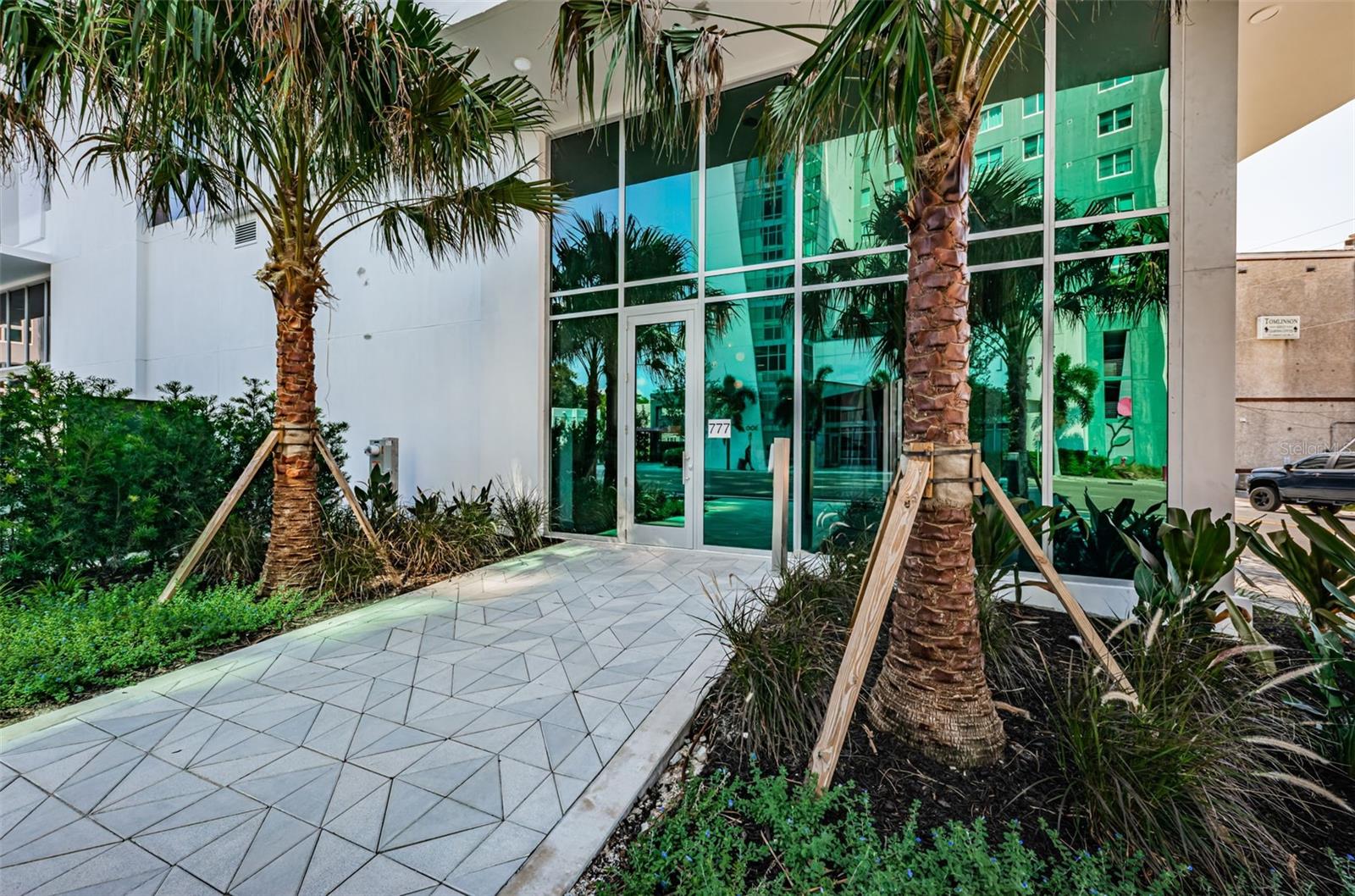 777 3RD AVENUE N 908