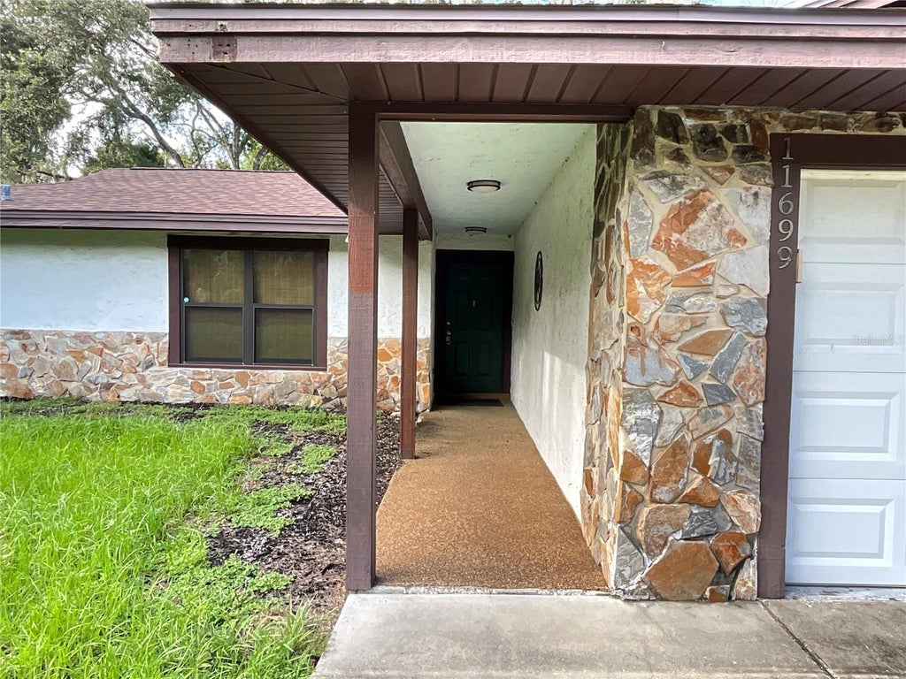Photo of 11699 W Indian Circle, Crystal River, FL 34428 (MLS # OM732354)