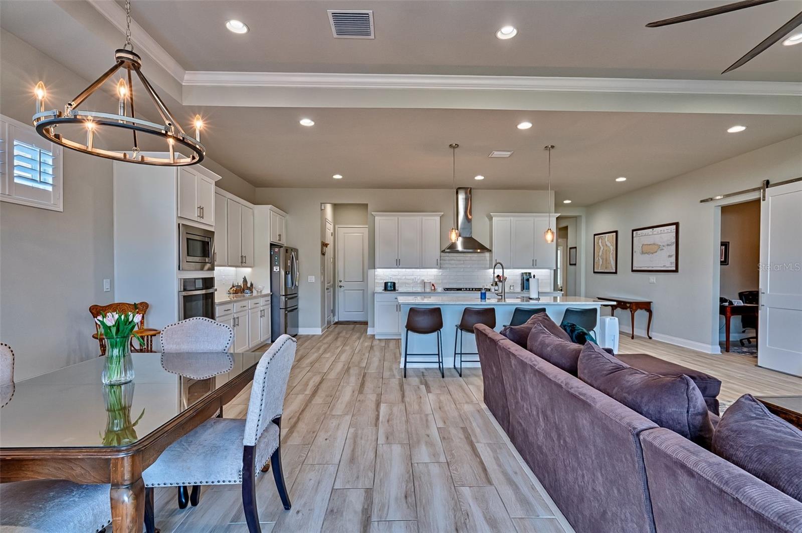 OAKMONT PH 4 PB 36 PG 83 - Residential