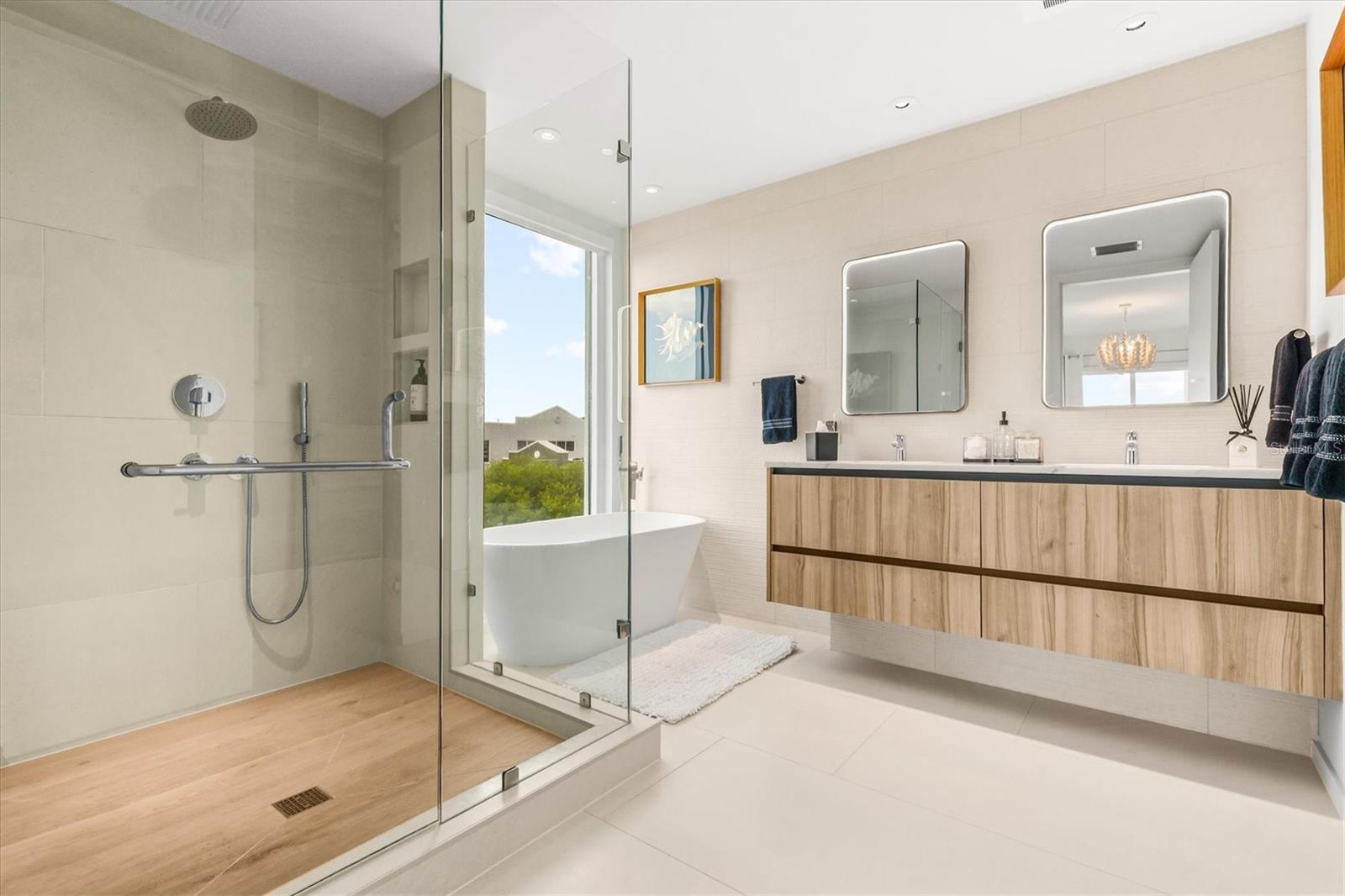 SERENA BY THE SEA CONDO - Residential