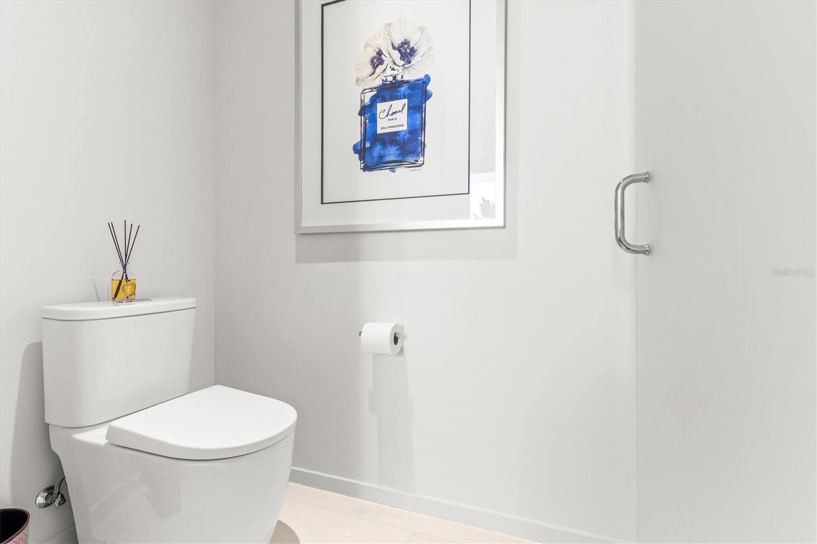 SERENA BY THE SEA CONDO - Residential