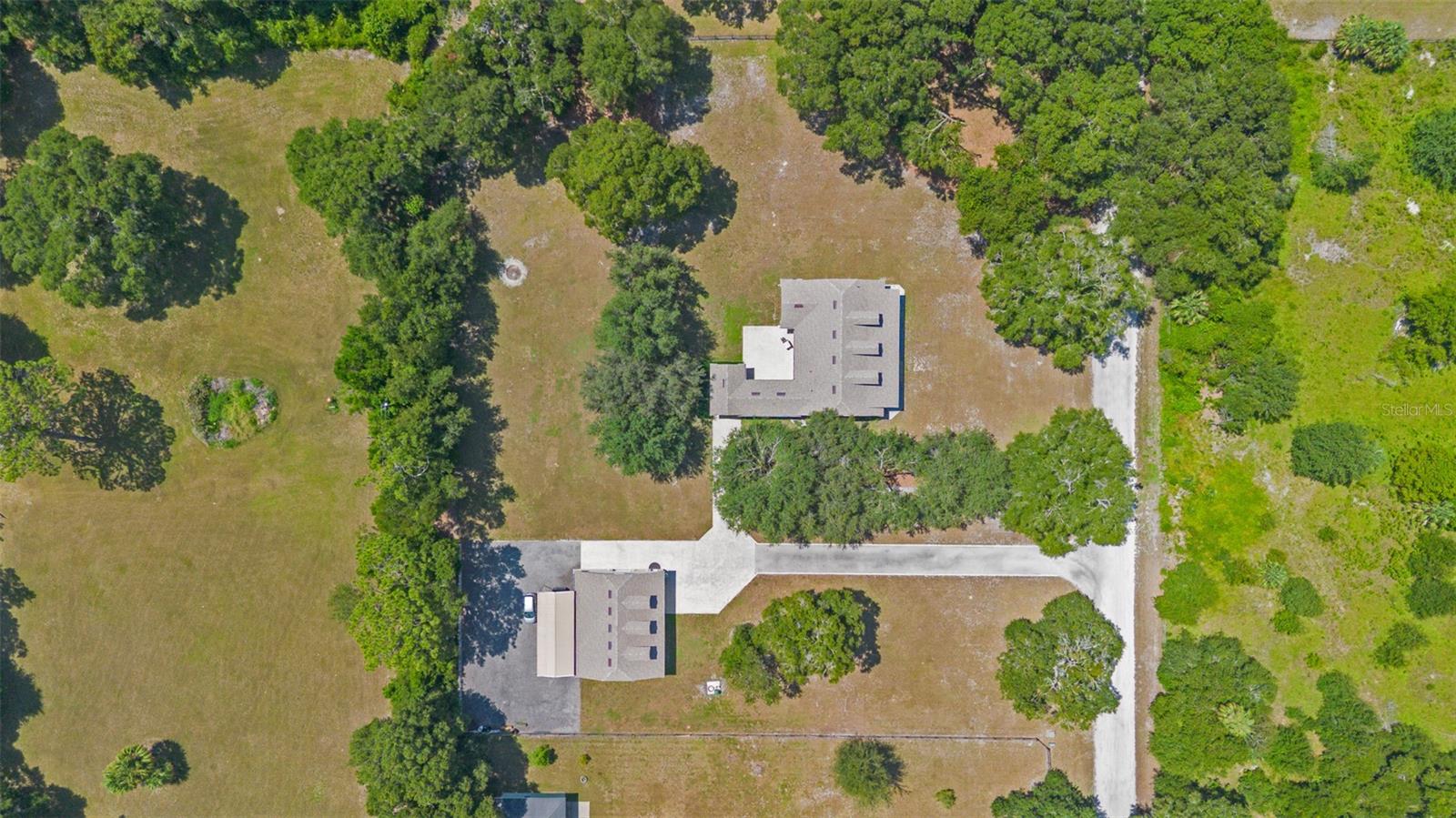 1773 BLUE OAK COURT