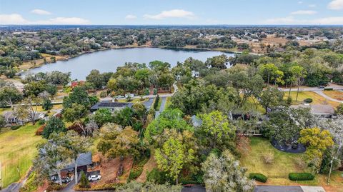 Tiny photo for 2000 Country Club Dr, Eustis, FL 32726 (MLS # G5108406)