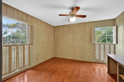 Tiny photo for 2000 Country Club Dr, Eustis, FL 32726 (MLS # G5108406)