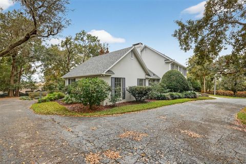 Tiny photo for 2000 Country Club Dr, Eustis, FL 32726 (MLS # G5108406)