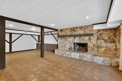 Tiny photo for 2000 Country Club Dr, Eustis, FL 32726 (MLS # G5108406)