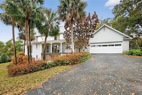Tiny photo for 2000 Country Club Dr, Eustis, FL 32726 (MLS # G5108406)