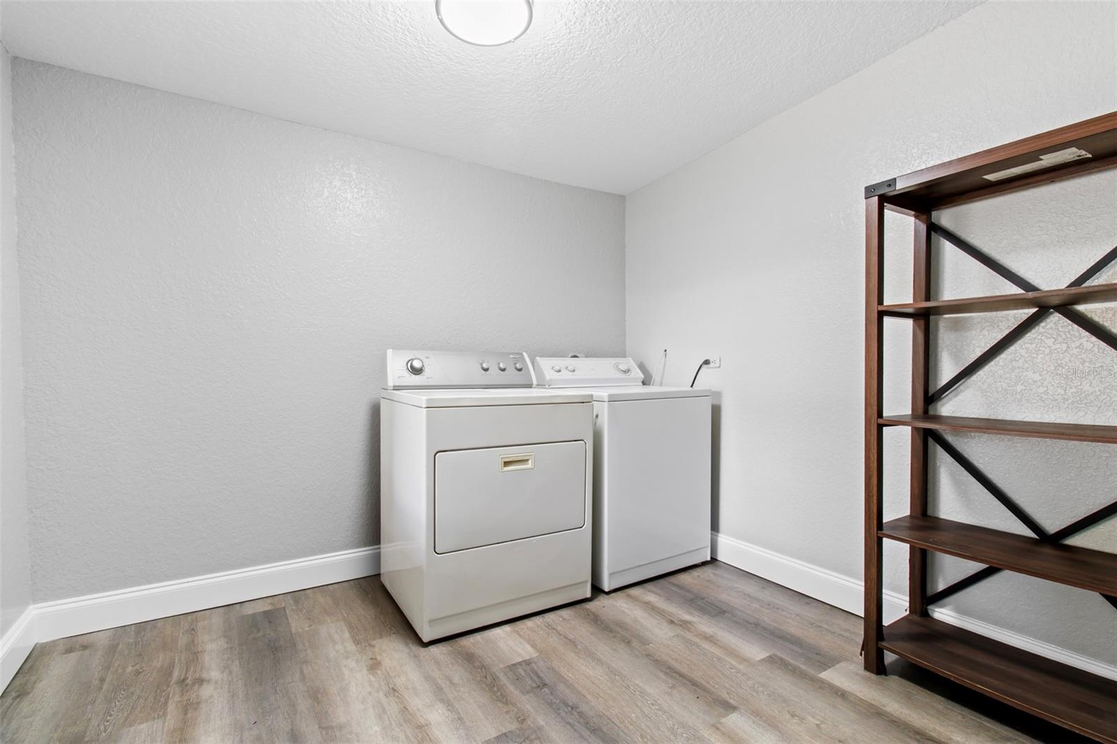 AZALEA PARK SEC 03 - Residential