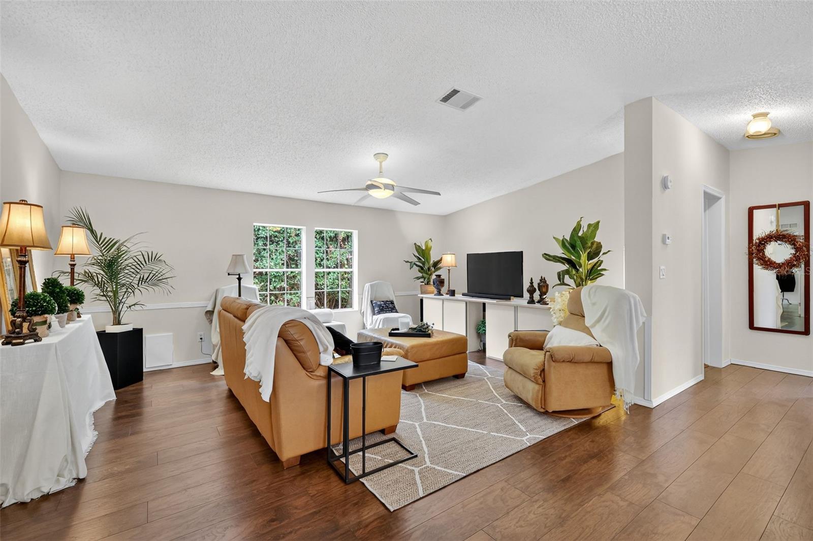 HILLTOP ESTATE - Residential