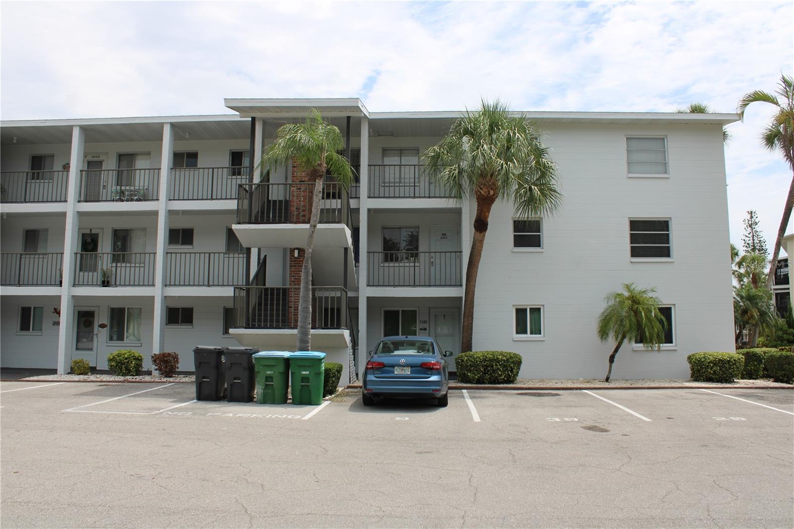 THE FOURTH BAYSHORE - Residential Lease