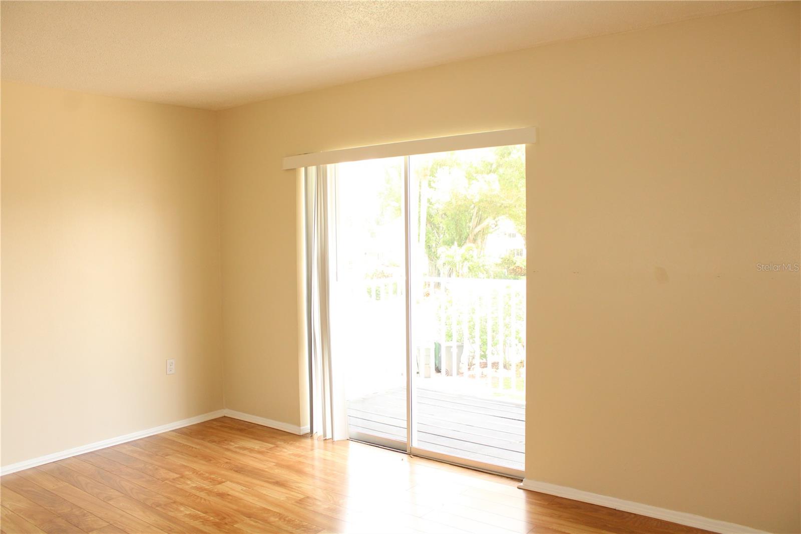 THE FOURTH BAYSHORE - Residential Lease