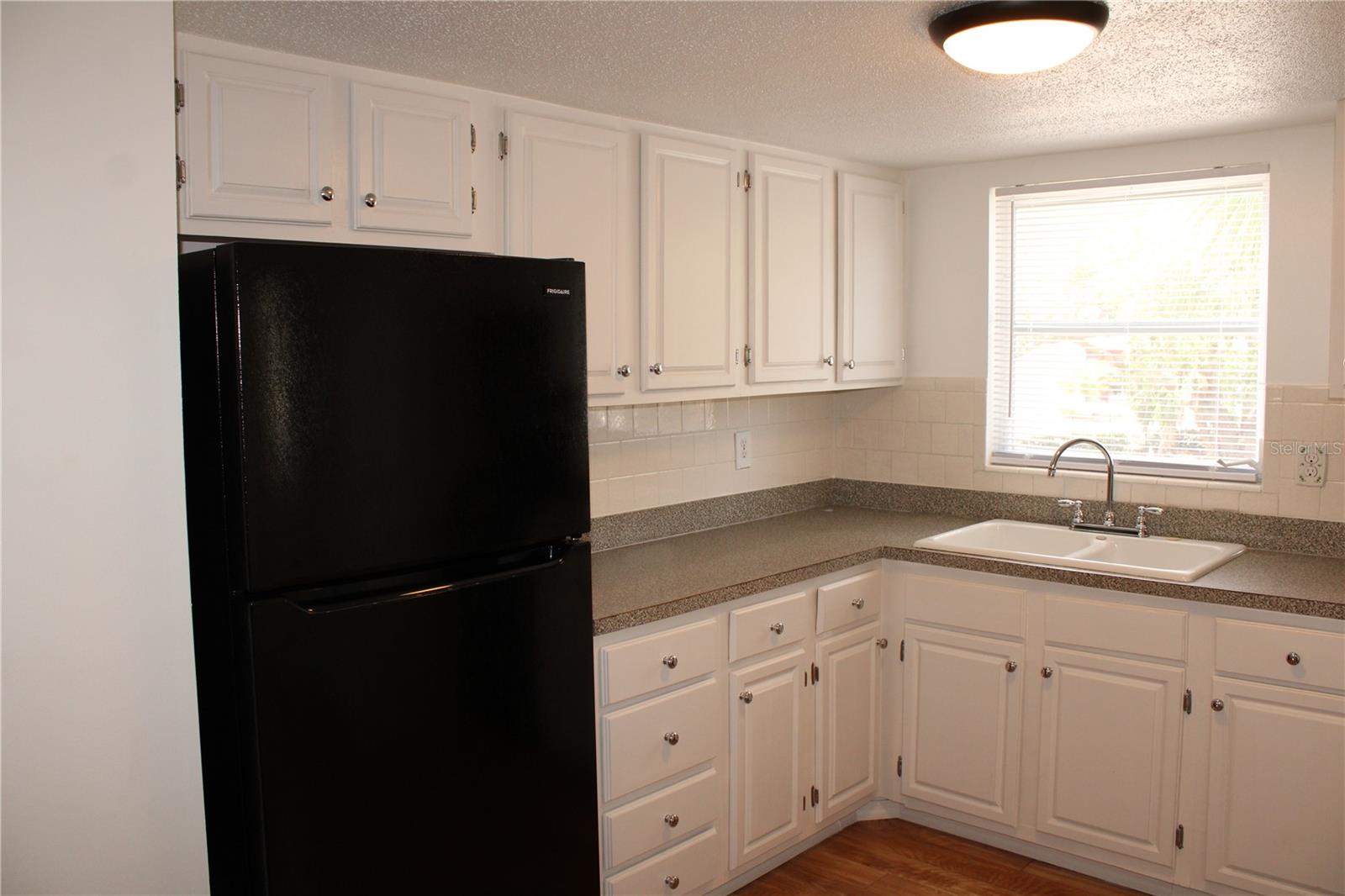 THE FOURTH BAYSHORE - Residential Lease