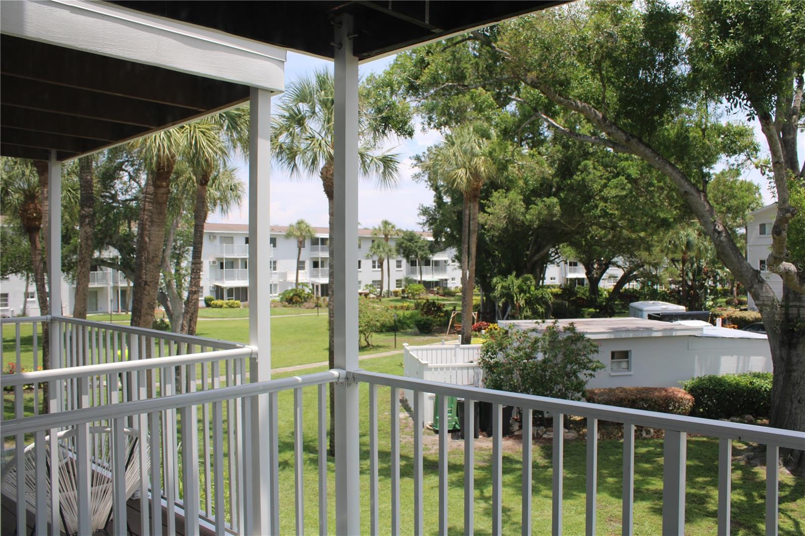 THE FOURTH BAYSHORE - Residential Lease
