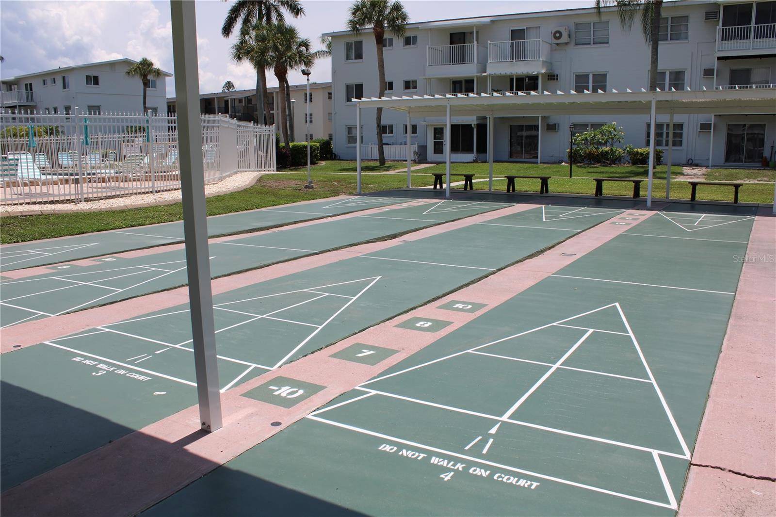THE FOURTH BAYSHORE - Residential Lease