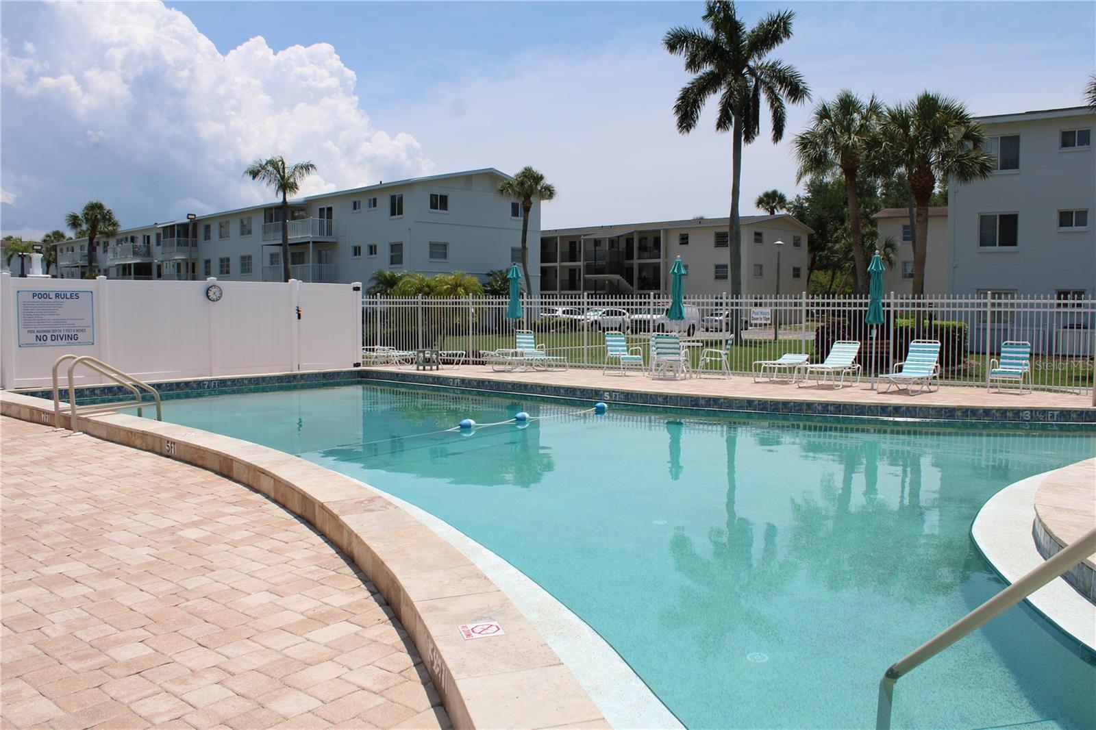 THE FOURTH BAYSHORE - Residential Lease