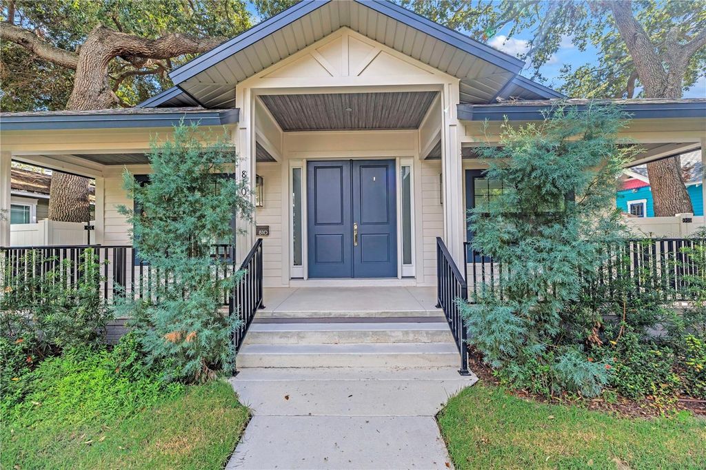 Photo of 810 9th Avenue S, St Petersburg, FL 33701 (MLS # TB8437540)