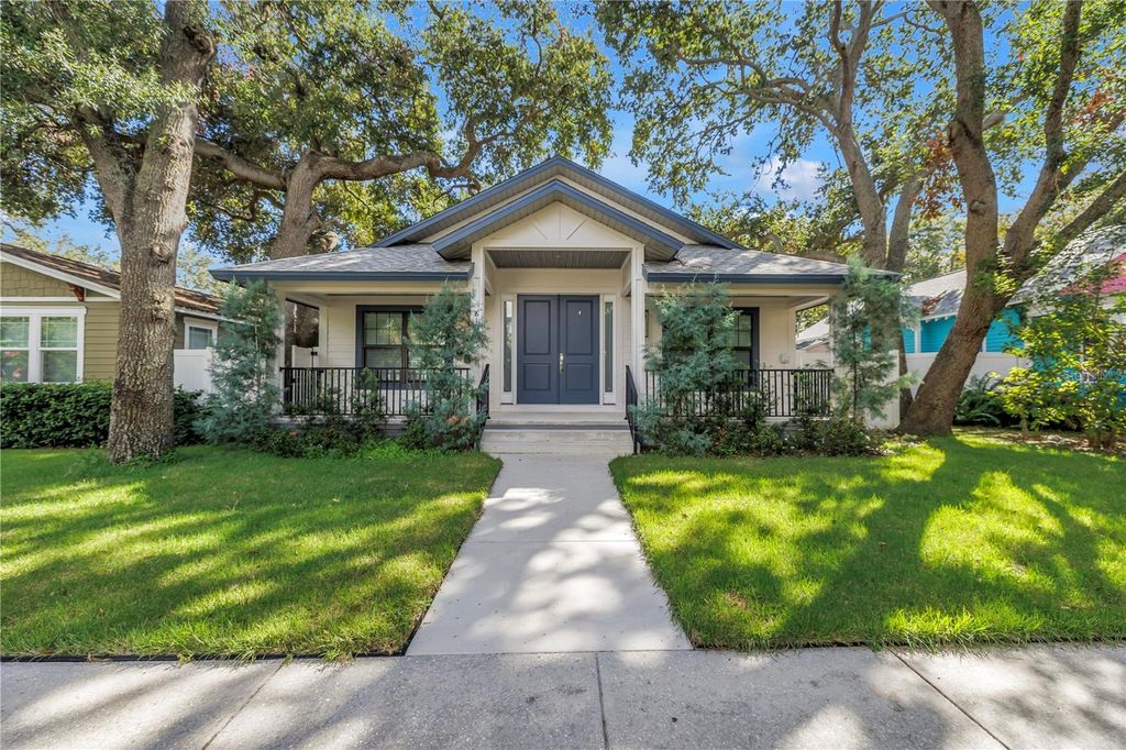 Photo of 810 9th Avenue S, St Petersburg, FL 33701 (MLS # TB8437540)
