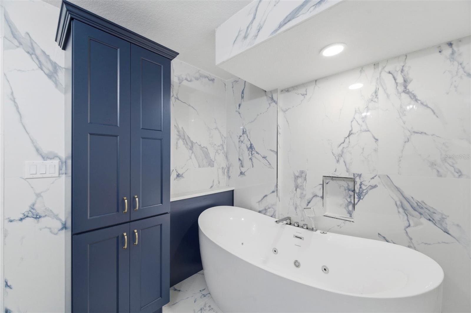 TARA CAY II - Residential