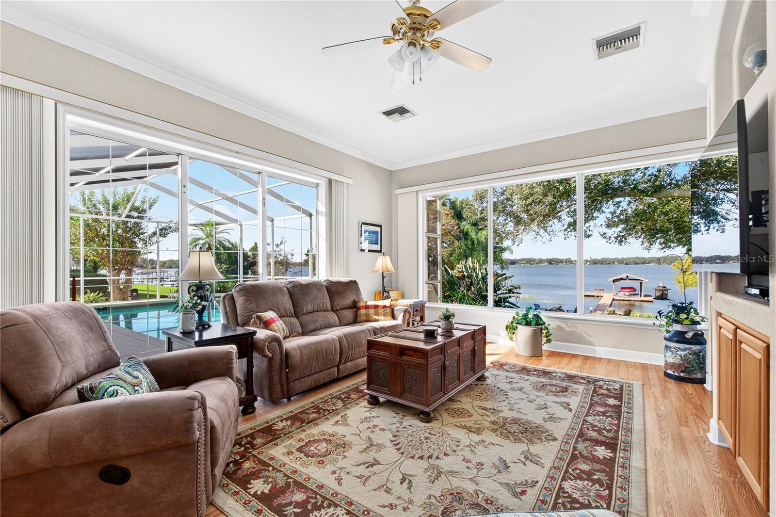 238 RUBY LAKE LANE