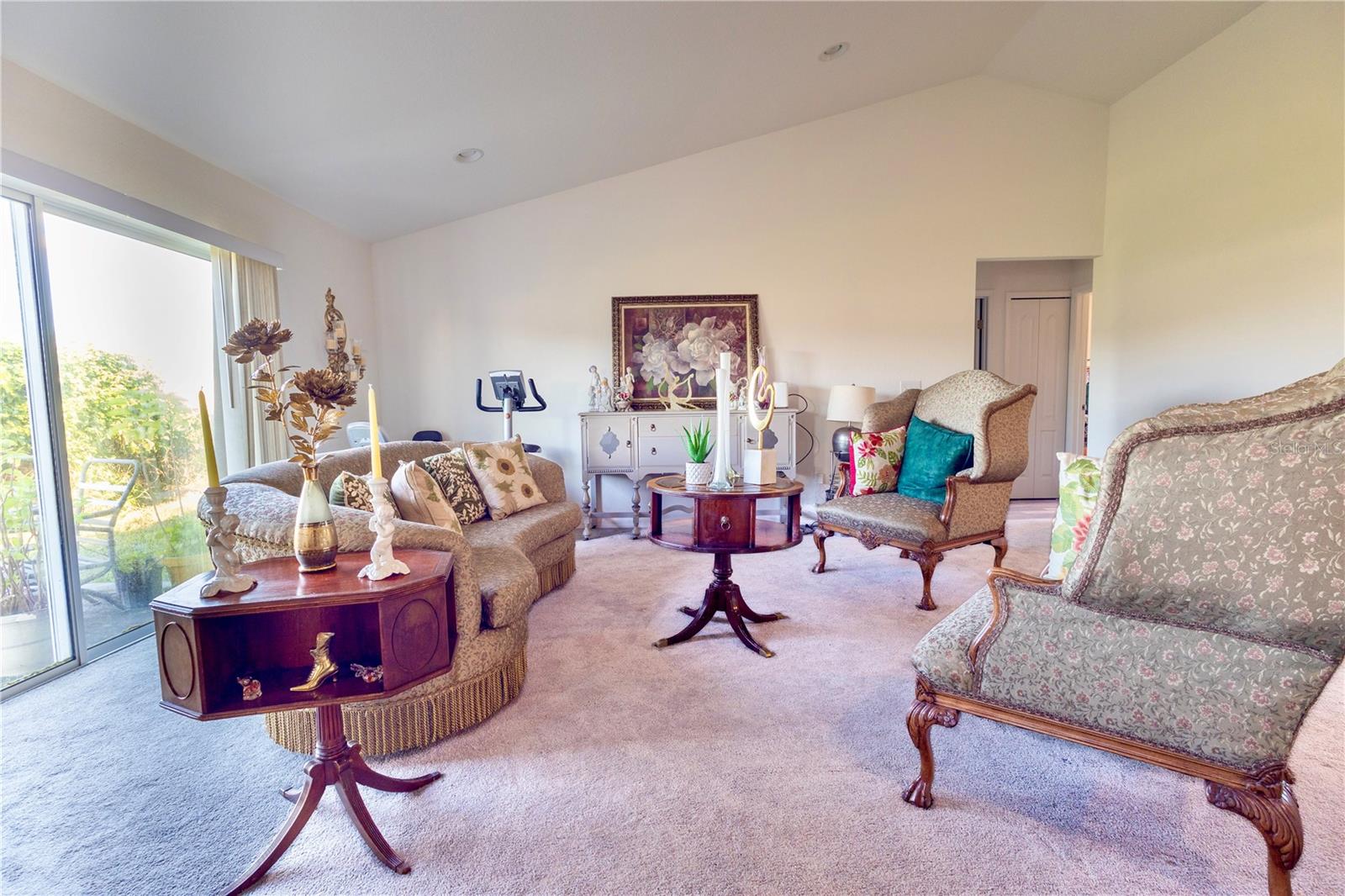 B&B LNDG - Residential