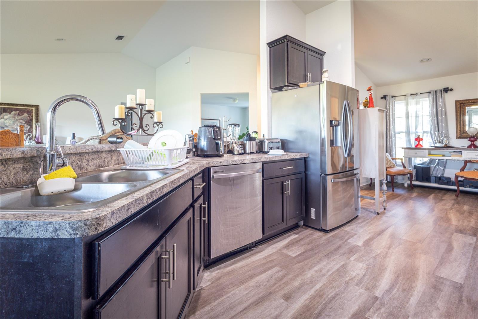 B&B LNDG - Residential