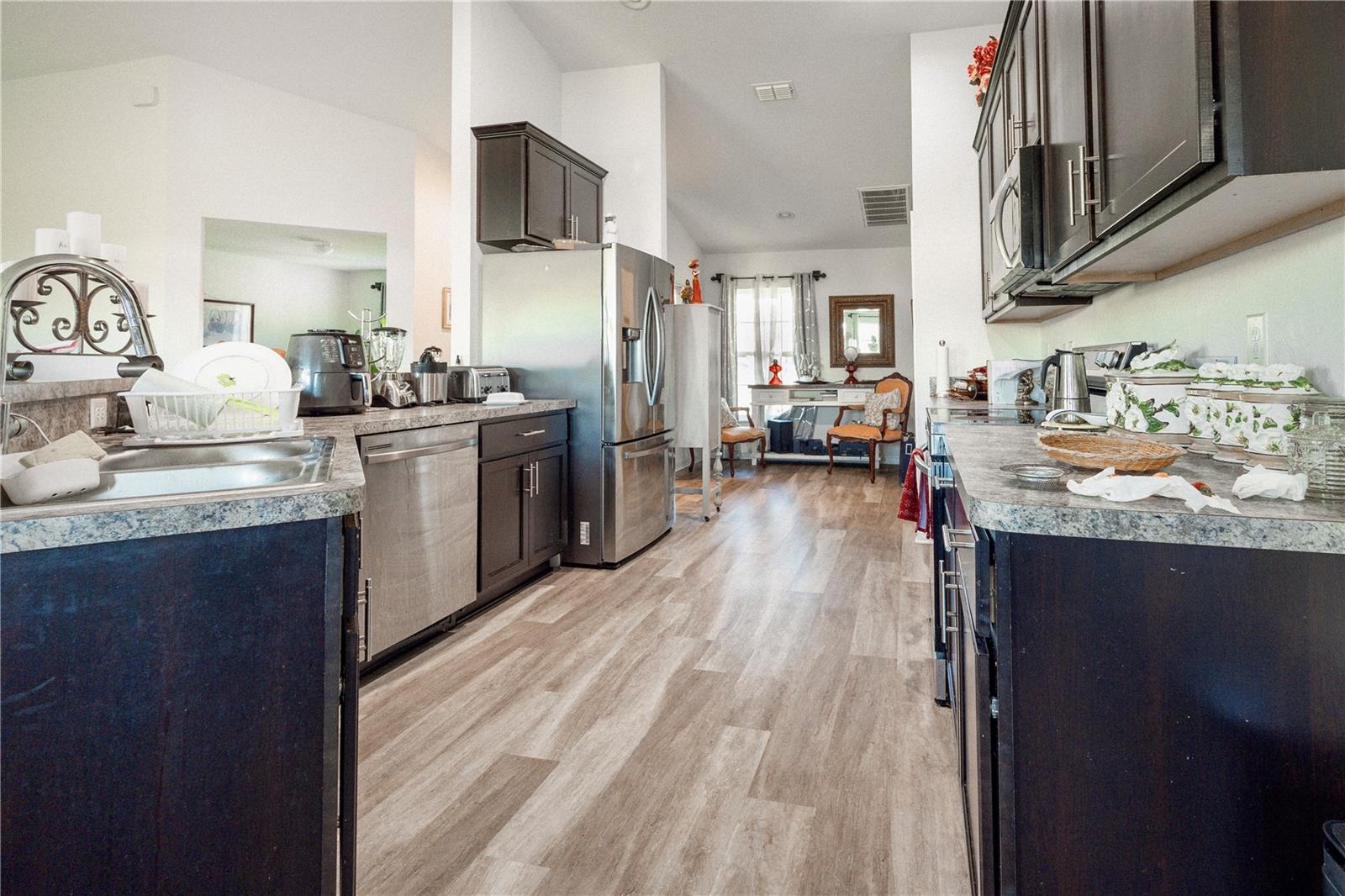 B&B LNDG - Residential