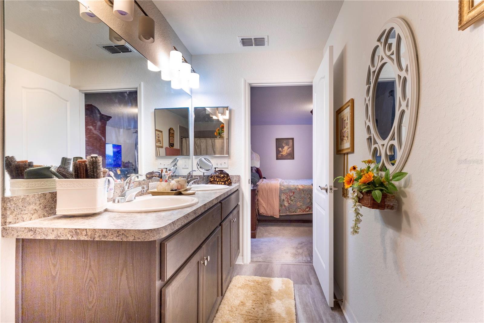 B&B LNDG - Residential