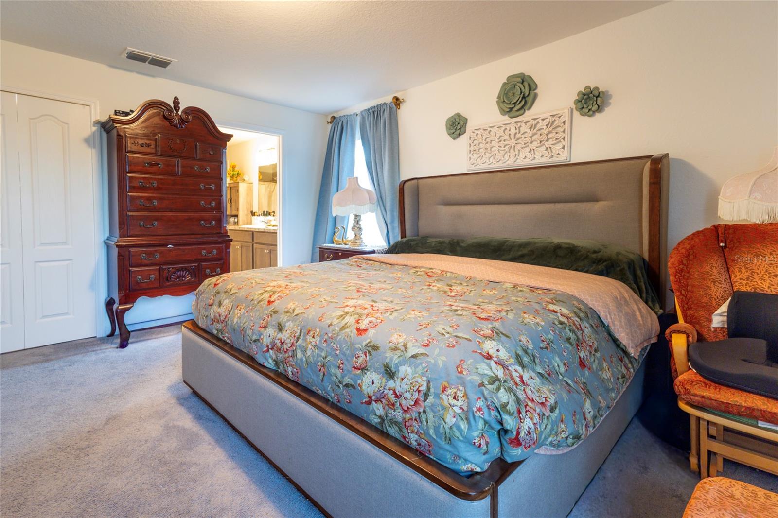 B&B LNDG - Residential